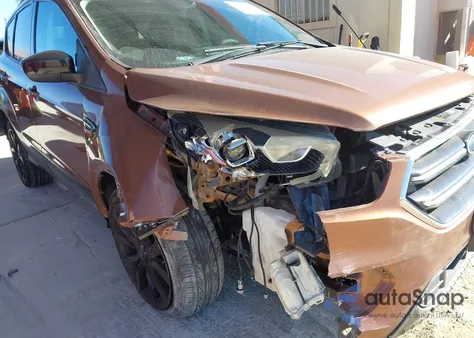 2017 Ford Escape Se z USA, uszkodzony, nr VIN 1FMCU0G9XHUA38552